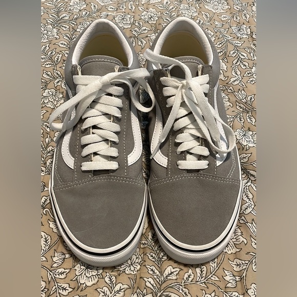 Vans Old Skool - Picture 1 of 4